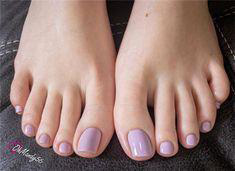 light purple toe nails