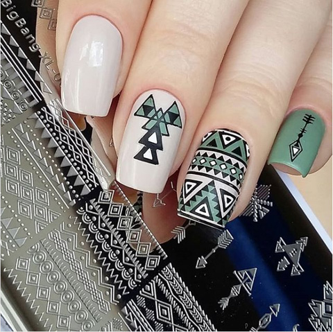 white and pattern nail art design