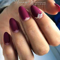 burgundy round nail design