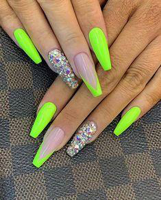 green nail ideas-3