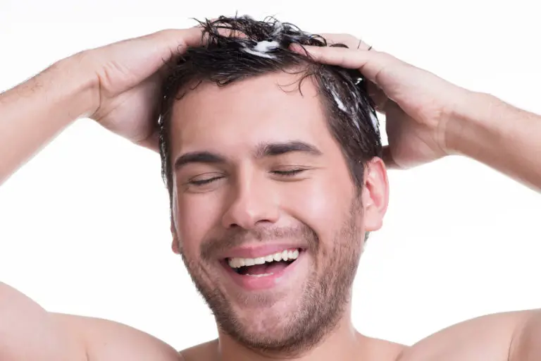 how-to-wash-hair-without-a-shower-or-sink-explained-nailrock