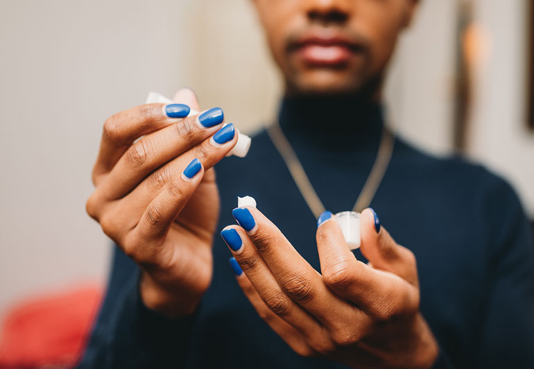 blue-male-polish-why-do-guys-paint-their-nails-blue